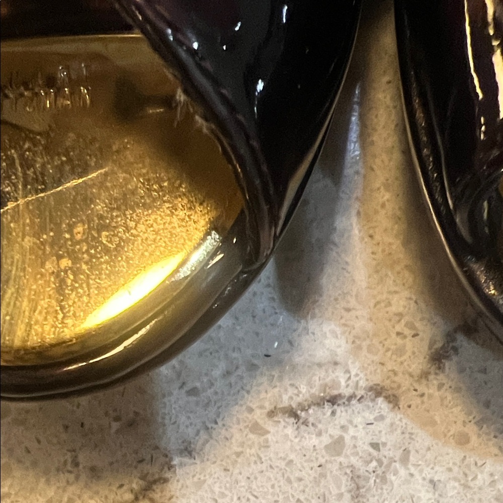 Stuart Weitzman Tortoise Shall and Gold Patent Slingback Heels Size 8 - Picture 9 of 9